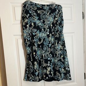 Chic A-Line Skirt with Floral Pattern
